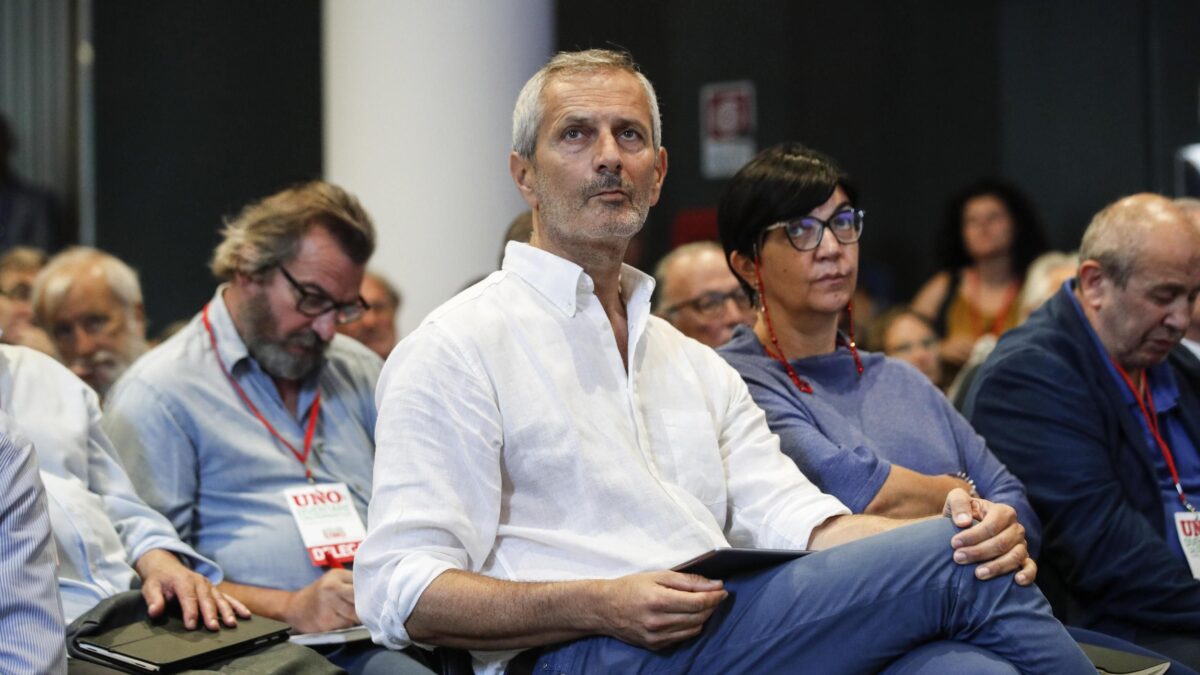 Untori, killer, idioti: con i «no vax» vale tutto
