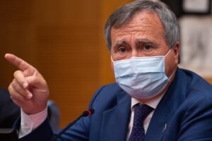 Luigi Brugnaro: «Il premier al Colle? Per me sta bene dov’è. E Mattarella pure»
