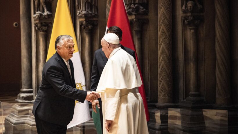 Il Papa in visita nei Paesi di Visegrád apre il dialogo con i conservatori