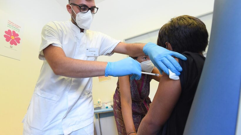 Ecco le regole per la terza dose a trapiantati e immunodepressi