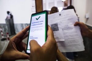 Il lasciapassare è solo il primo passo verso la sorveglianza generalizzata