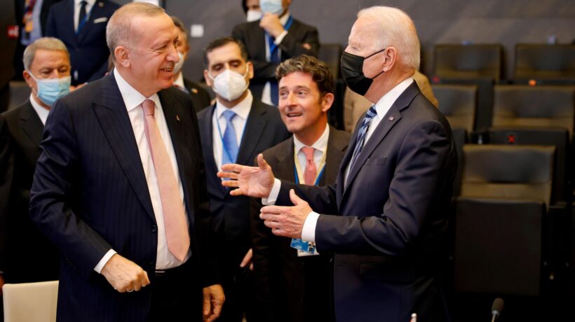 Lo schiaffo «russo» di Erdogan a Biden