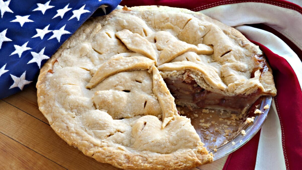 Adesso pure la torta di mele diventa razzista