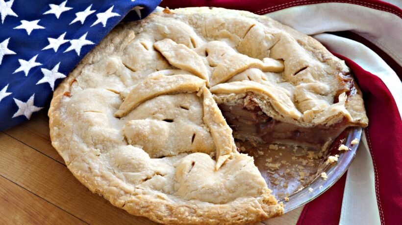 Adesso pure la torta di mele diventa razzista