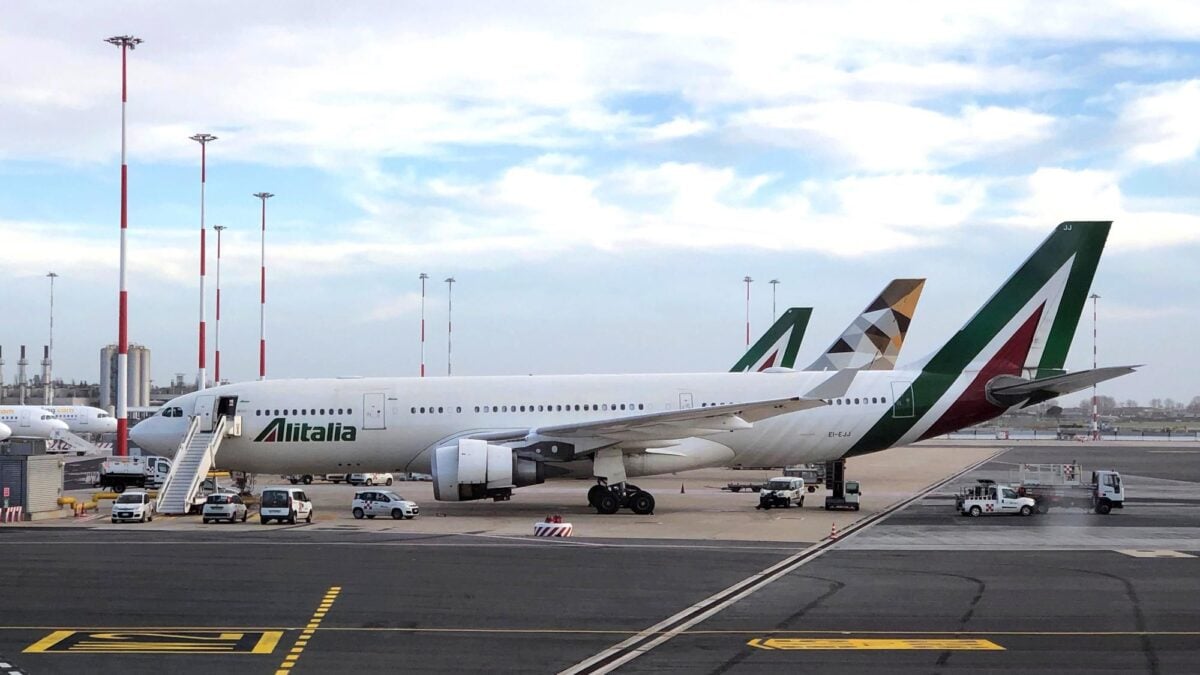 Il logo Alitalia già pagato da tutti i cittadini