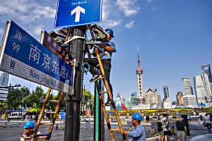 Cina verso la stretta pure sul botox: altra fiala di totalitarismo digitale
