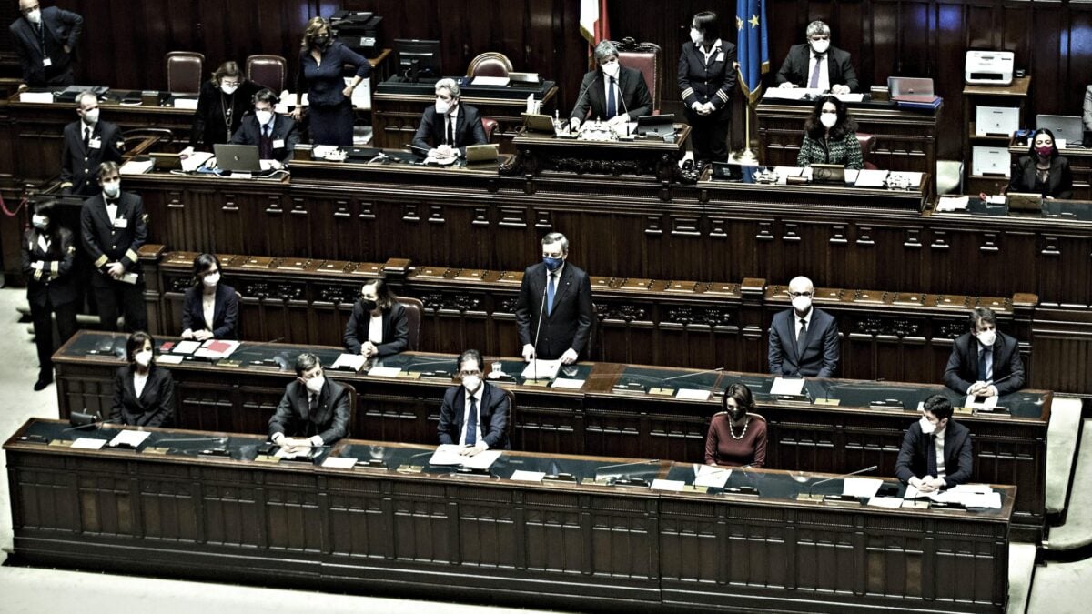 L’ideologia corre, criticare il potere è ormai vilipendio contro la scienza