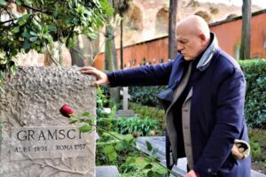 «Letta si vergogna del Pd e scappa. Mps, enorme conflitto d’interessi»