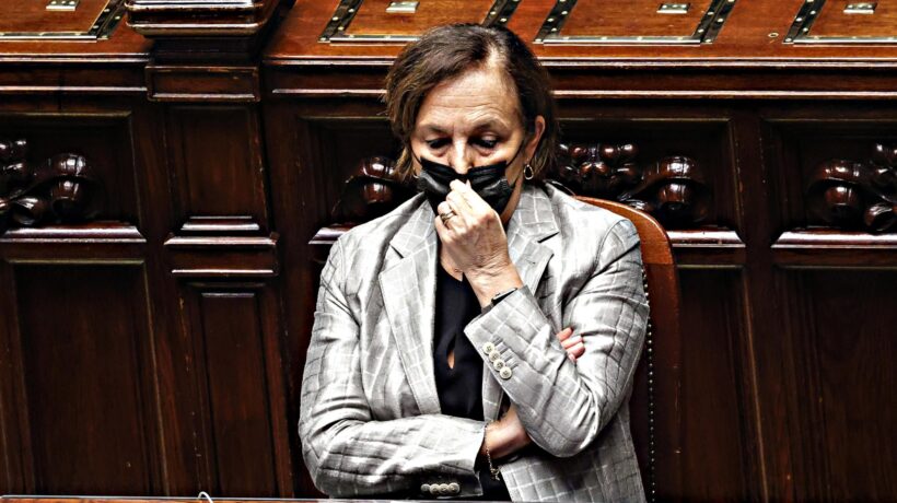 Harakiri della Lamorgese in diretta tv