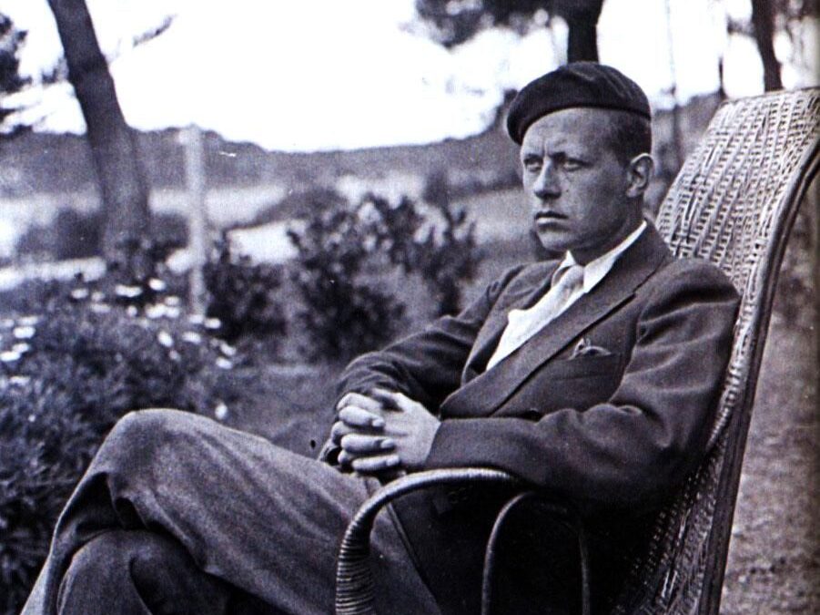 Un romanziere «pieno di donne» alla ricerca di una fede da uomini