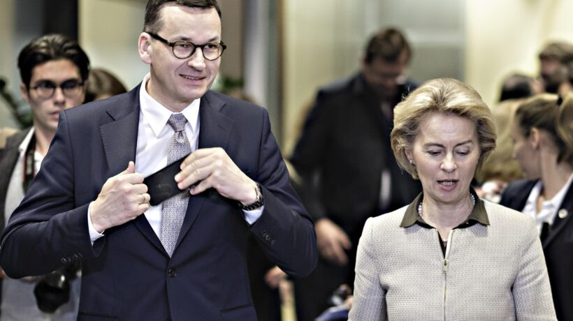 Guerra alla Polonia per attaccare la destra