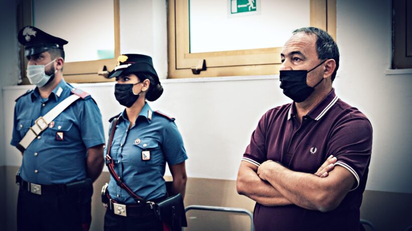 Con i soldi dei minori Lucano si pagava i banchetti con i Vip