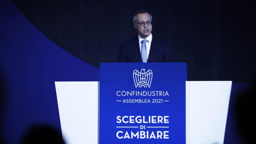 Confindustria tenta il dietrofront. «Preferivamo l’obbligo vaccinale»