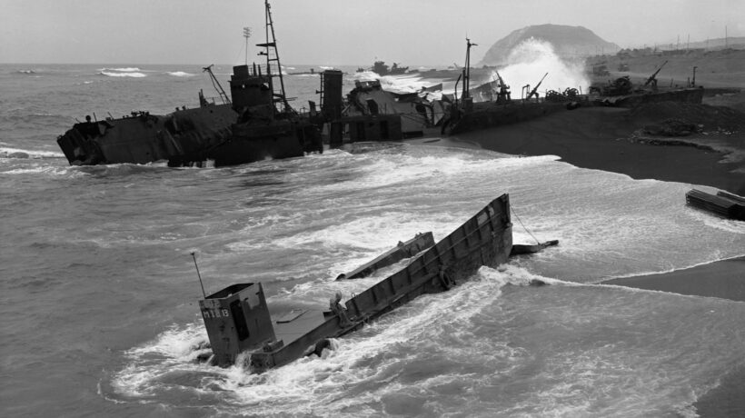 iwo jima navi guerra relitti