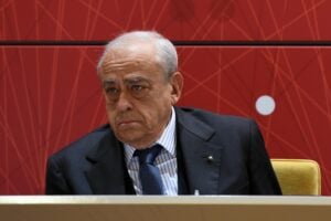 «Liti su Generali, attenti all’estero»