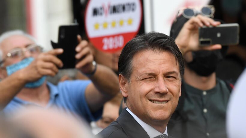 «Con Conte abbiamo un premier amico». Ecco l’sms di Di Donna ai suoi clienti