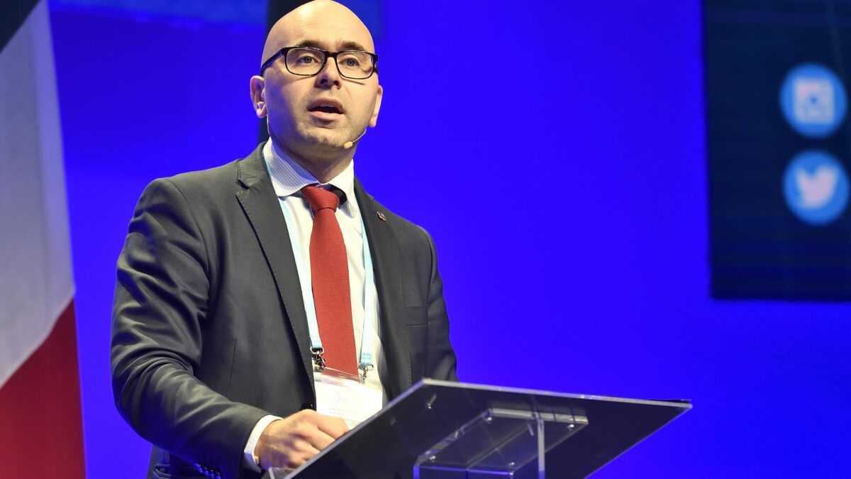 Nel processo sui 49 milioni alla Lega i pm sbagliano data della mail chiave