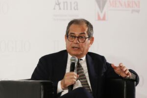 Giovanni Tria: «Sulla manovra serve più coraggio»