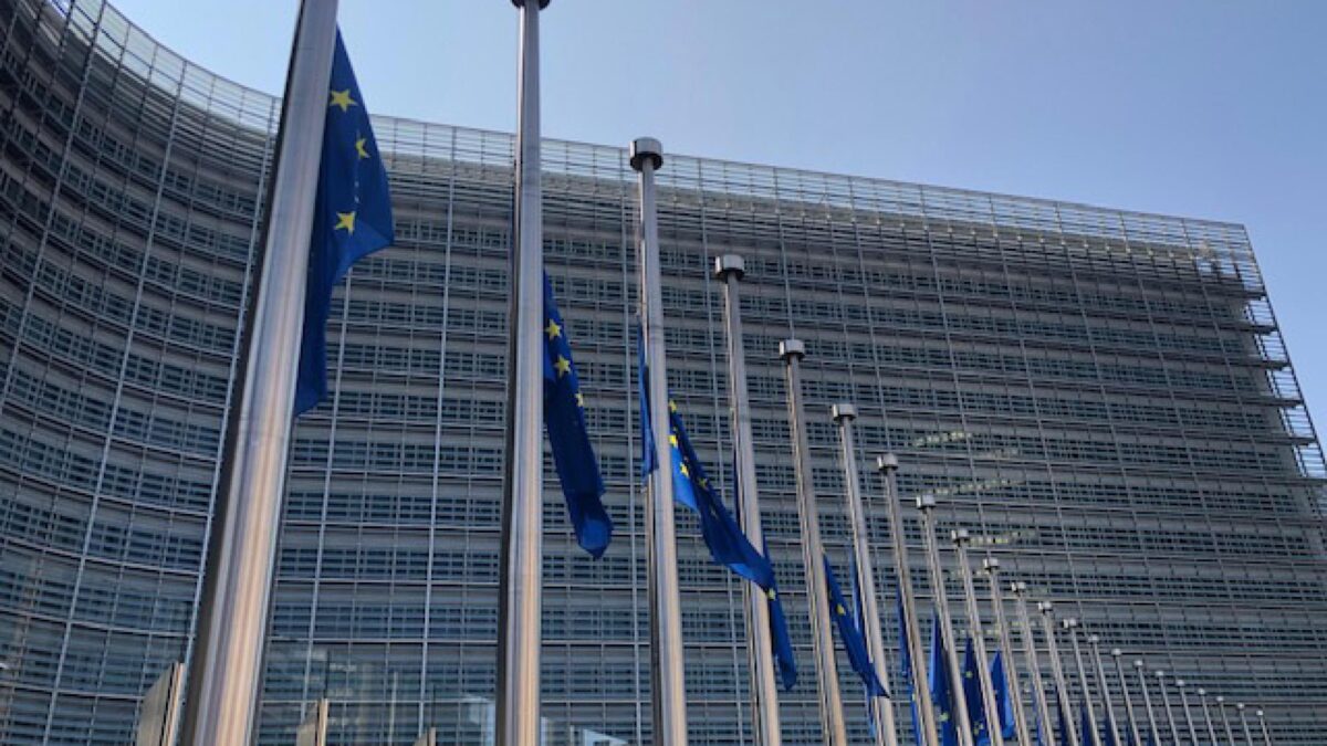 «L’Ue viola i trattati pur di punire la Polonia»