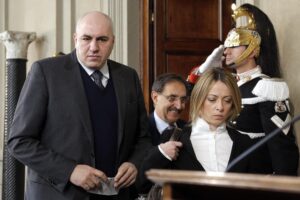 Per la sinistra l’unica destra buona è quella che non c’è. O che si suicida