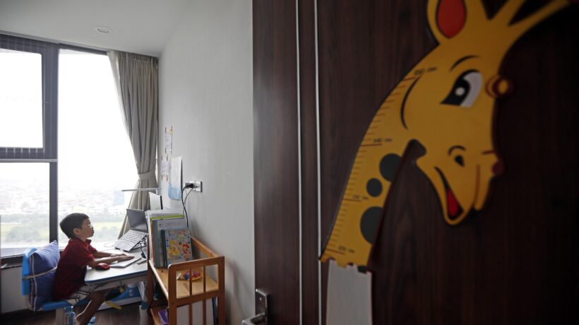 «Sempre più genitori ritirano i figli da scuola e decidono di fare i prof»