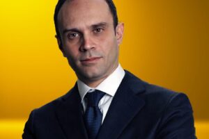 Mediava con Arcuri, l’amico di Giuseppi indagato e perquisito