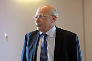 Indagato Galli. I pm: «Truccava concorsi per i suoi fedelissimi»