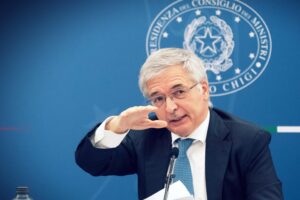 Oggi il governo decide sulle pensioni. Ecco come si cambia