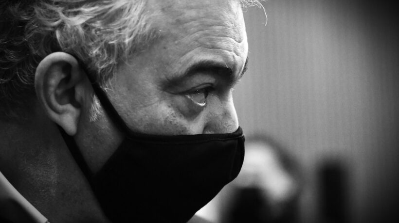 Mascherine di Arcuri pericolose ma i pm si svegliano troppo tardi