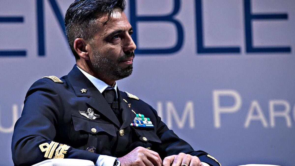 Blitz in commissione prima dell’addio di Vecciarelli. Promozione per il suo braccio destro