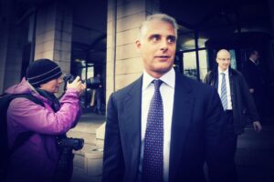 Il bluff di Orcel un favore al governo