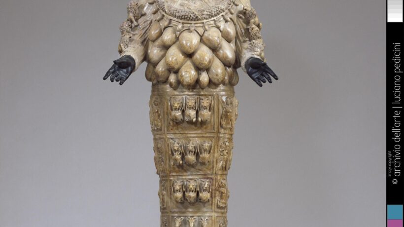 Artemide Efesia, statua del II secolo D.C. restaurata nel 1888 da Carlo Albacini e Giuseppe Valadier