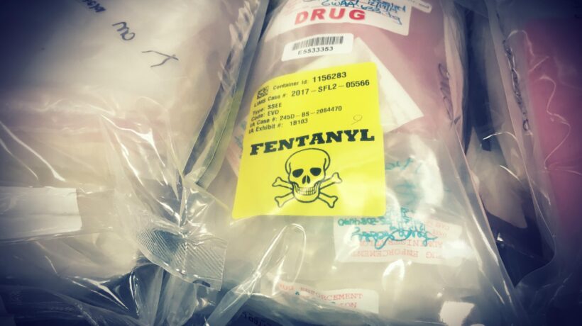 Il fentanil terrorizza gli Stati Uniti. Biden è nella morsa Cina-Messico