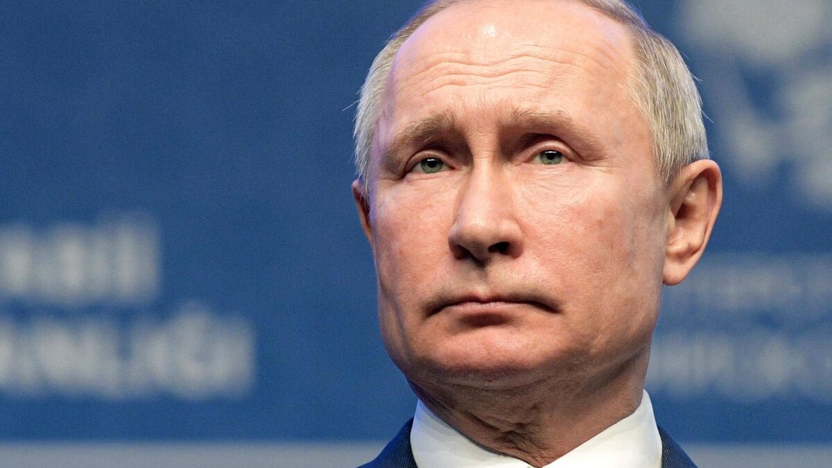 Prezzo del gas giù nonostante Putin. Ma l’Ue raschia il fondo delle riserve