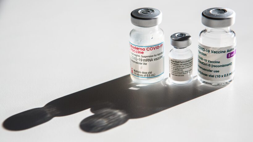L’Aifa si sveglia: «Segnalate gli effetti avversi dei vaccini»