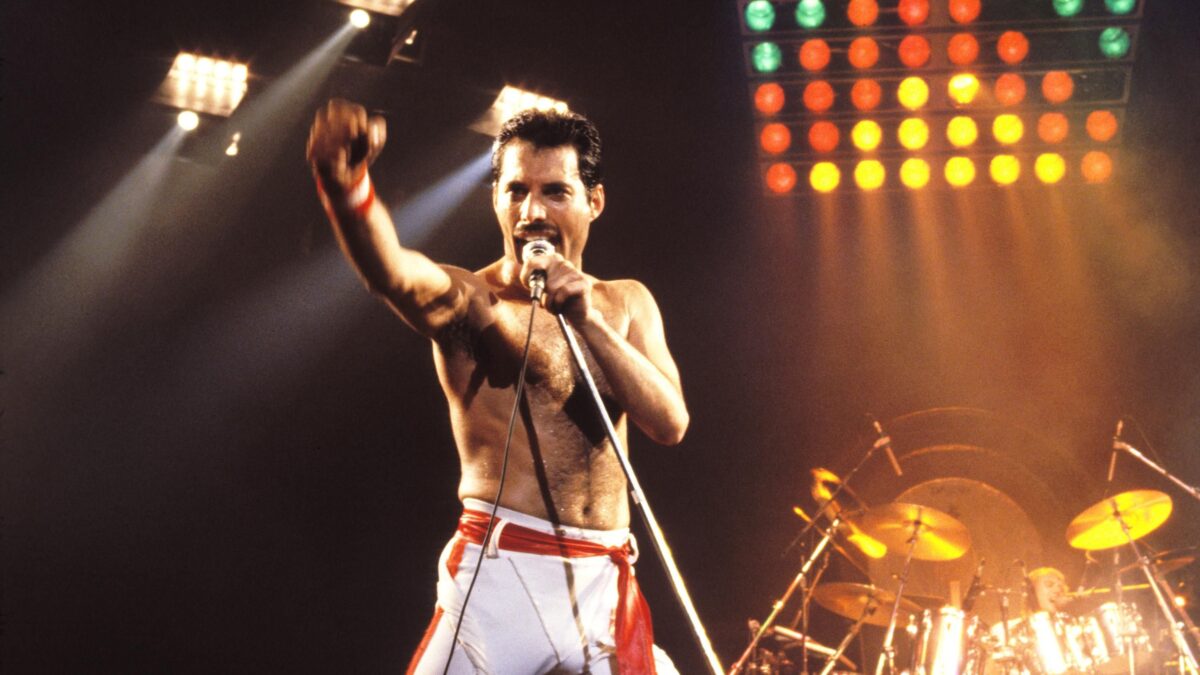 Trent’anni senza Freddie Mercury, l’unico gay che non si è fatto usare dalla lobby Lgbt