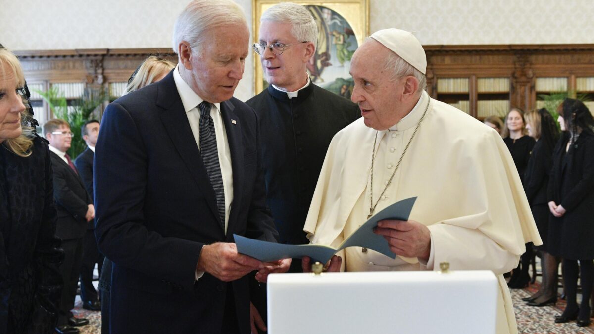Caro Biden, l’eucaristia merita più rispetto