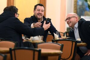 Lorenzo Fontana: «Dico no alla Lega centrista. E finora Draghi mi ha deluso»
