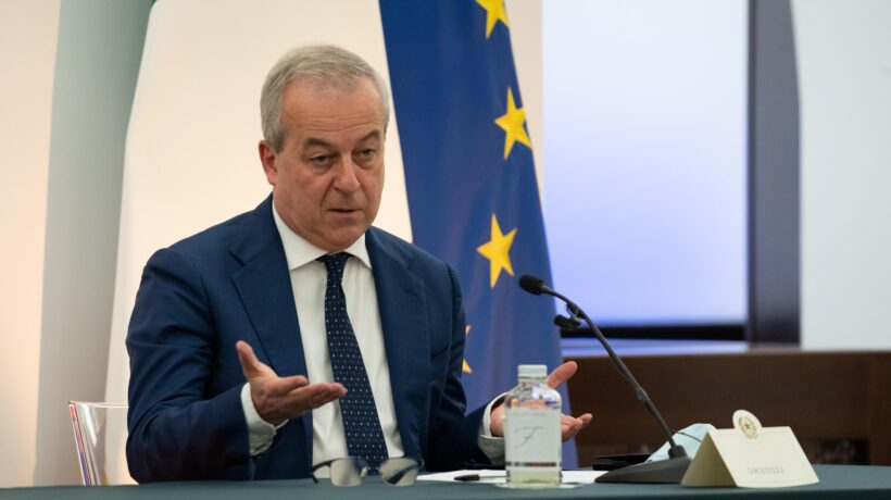 La crisi della carta stampata in tre esempi