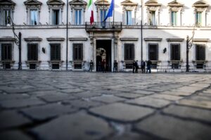 Tasse, pronta stangata da 27 miliardi