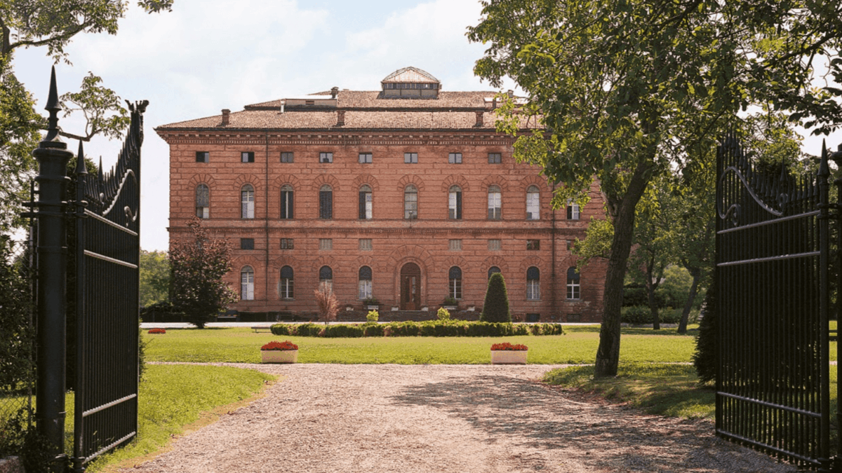 Ferrarini, la villa va all’asta. La produzione sarà delocalizzata