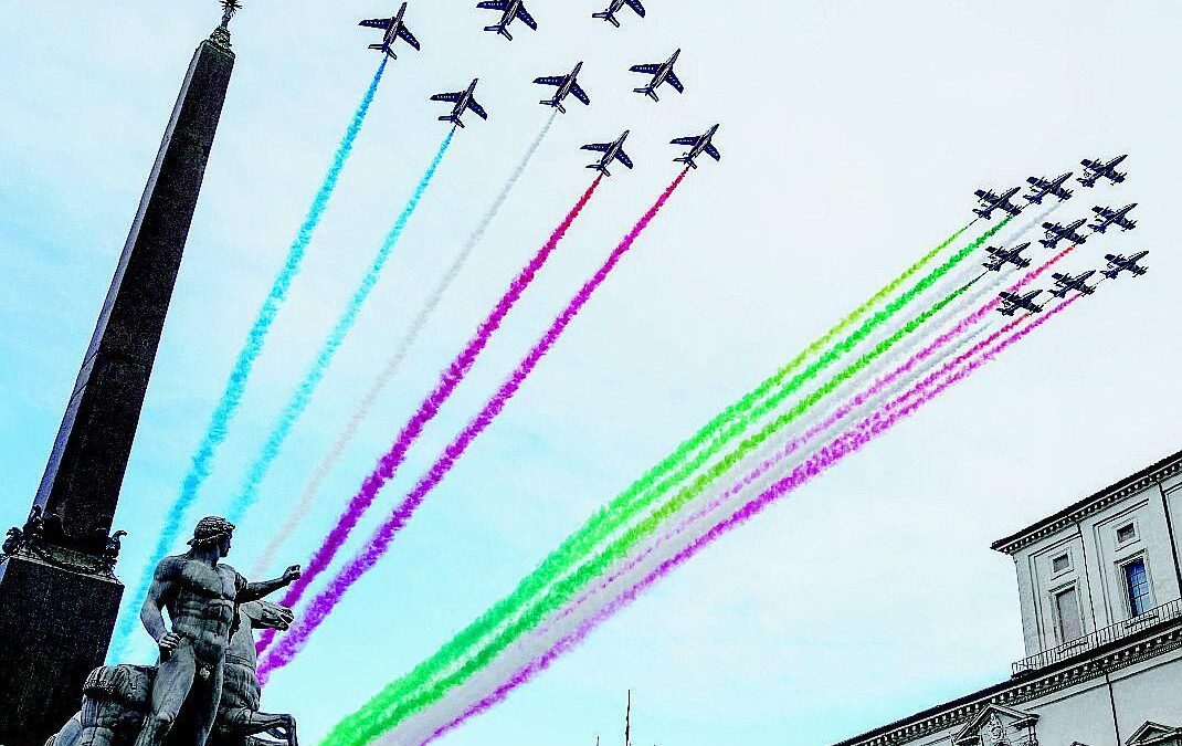 Col Patto, Roma e Parigi vanno in rotta di collisione con l’Ue. Forse conviene solo a Macron