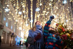 Obiettivo: rubarci anche le feste 2021