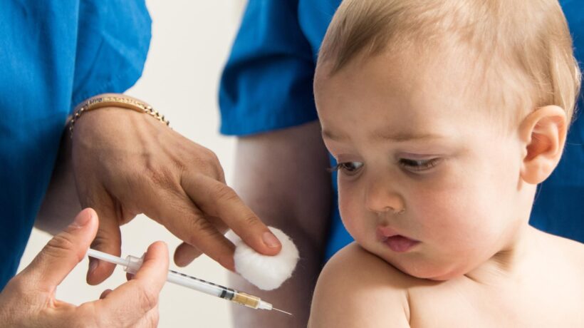 Il vero allarme-bimbi: forniture a rischio anche per il tetravalente