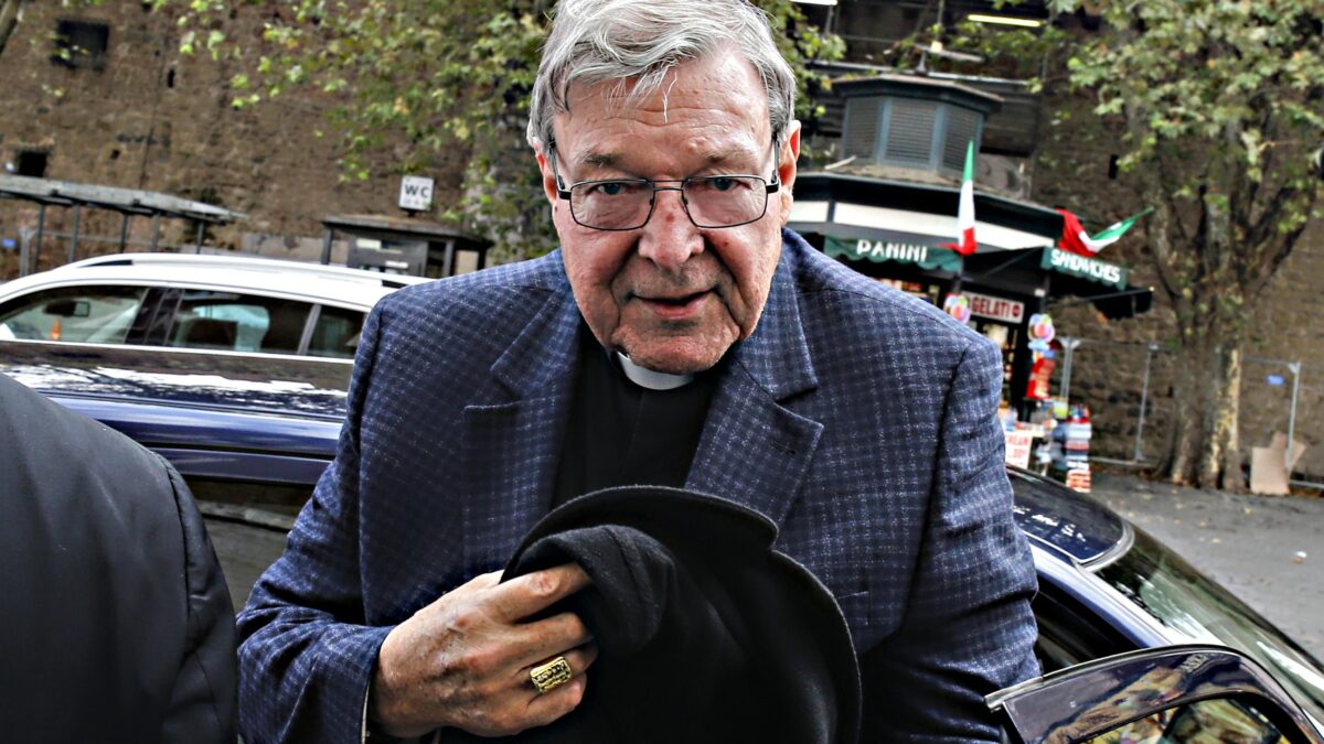 Arriva la vendetta del cardinale Pell. Potrà testimoniare contro Becciu