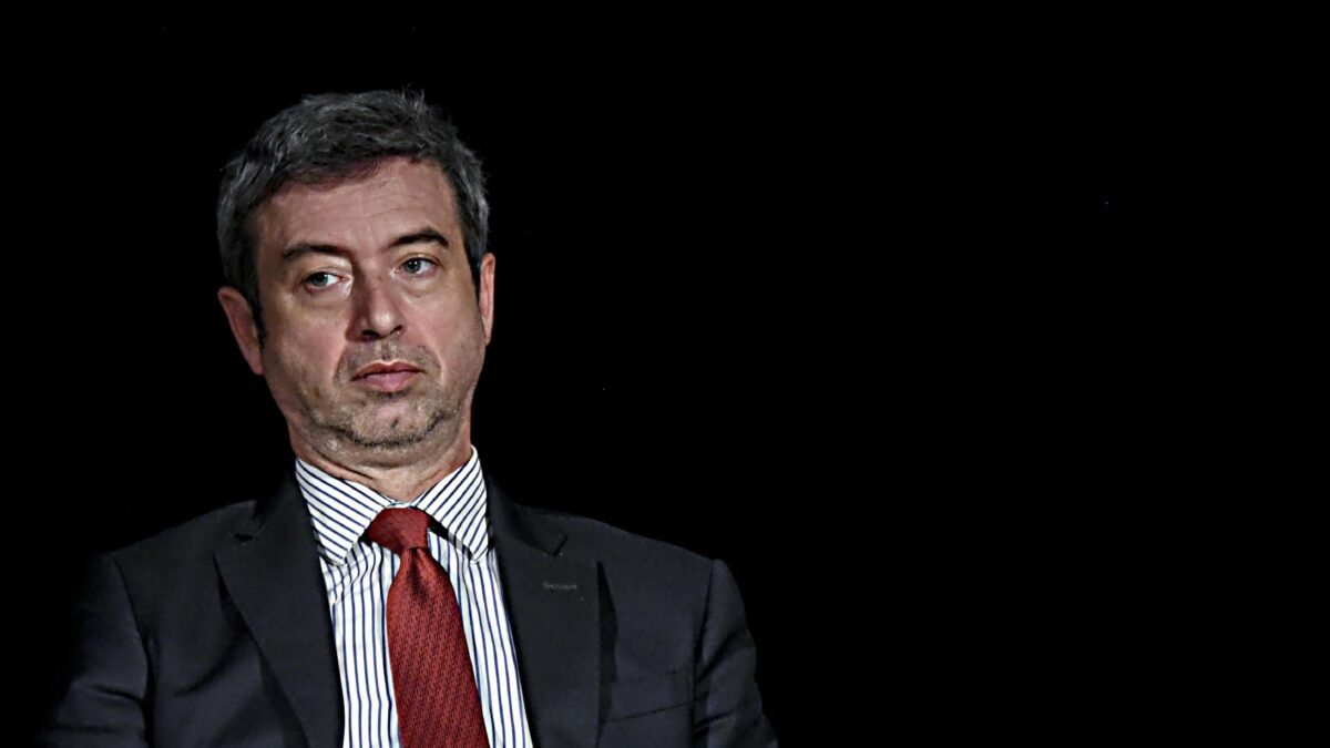 Ritocchini al reddito di cittadinanza. Restano i 10 miliardi per il sussidio