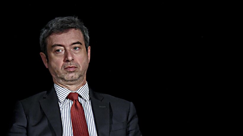 Ritocchini al reddito di cittadinanza. Restano i 10 miliardi per il sussidio
