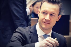 A Bruxelles tira ancora il vento dell’austerità