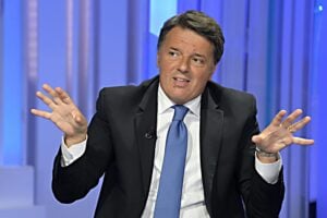 Il guru a Renzi: dossier sui grillini e un detective a caccia di scandali