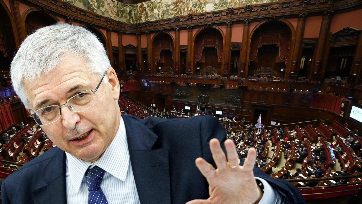 Da 3 indizi una prova. Il Parlamento ormai non conta nulla sulla manovra
